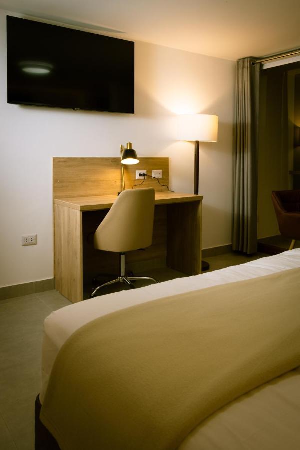 Banos Del Inca Premium Hotel Los Banos del Inca エクステリア 写真
