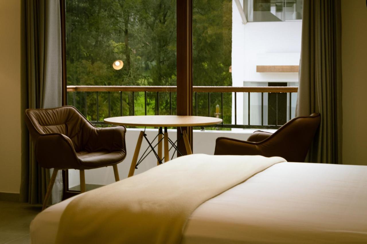Banos Del Inca Premium Hotel Los Banos del Inca エクステリア 写真